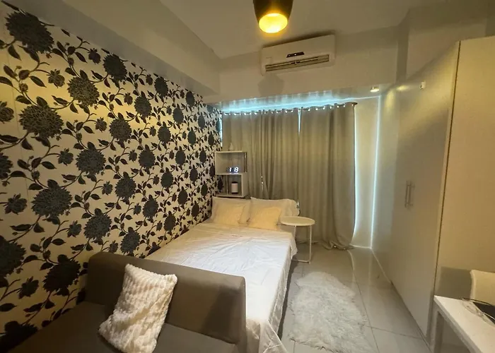 Luxury In The Makati Skyline