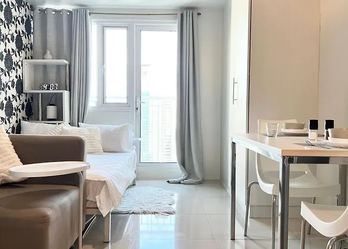 Apartamento Luxury In The Makati Skyline Manila